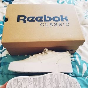6.5 Womens Reebok Classic Simple Platform
